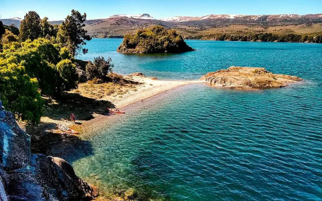 Villa Pehuenia, Caviahue y Termas de Copahue