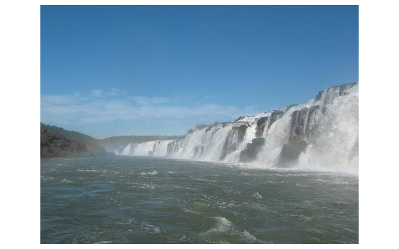 Saltos del Mocona y Esteros del Iberá