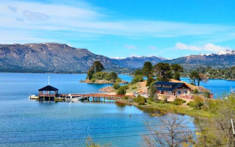 Villa Pehuenia, Caviahue y Termas de Copahue