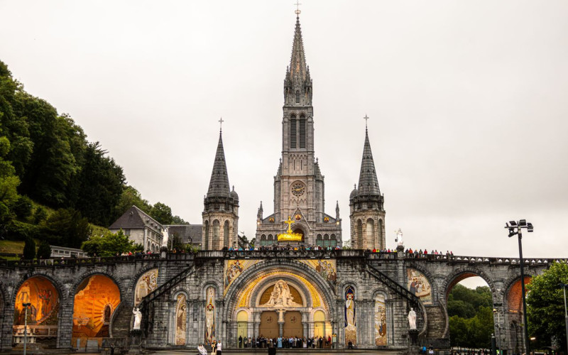 Andalucía, Portugal, País Vasco y Lourdes